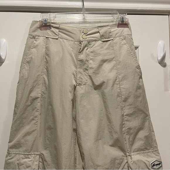 Young LA Womens Retro Cargo Joggers W222 Size Small Beige Pockets Parachute - Picture 4 of 12